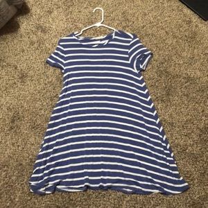 Pinc blue and white striped T-shirt dress in a size